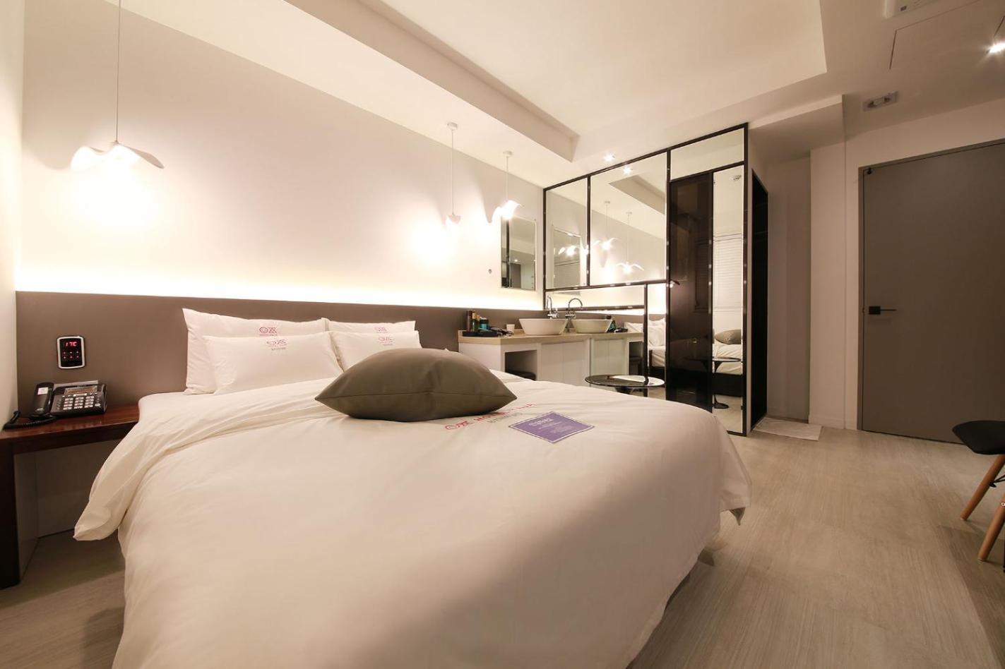 יונגין Hotel Yaja Terminal Branch מראה חיצוני תמונה