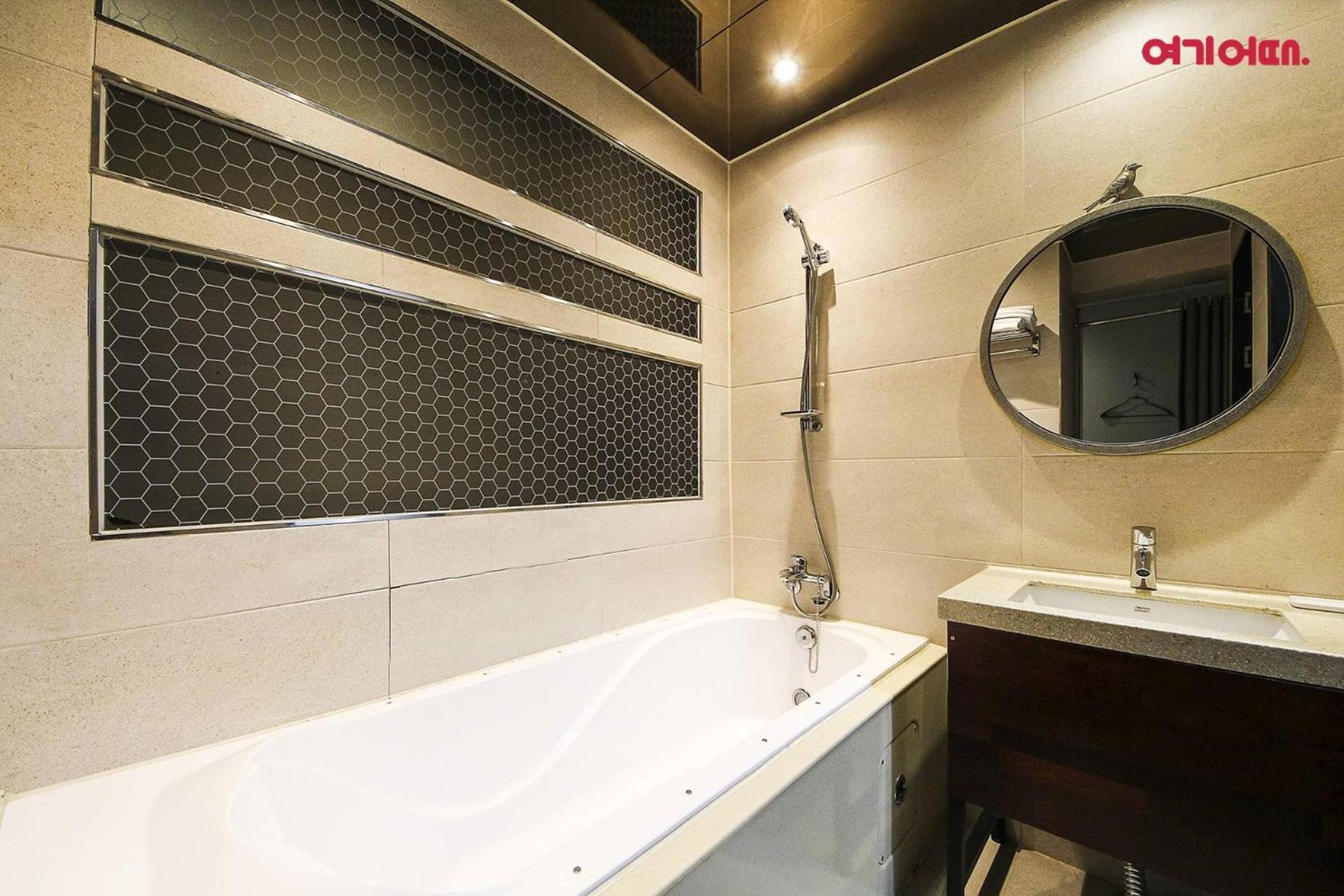 יונגין Hotel Yaja Terminal Branch מראה חיצוני תמונה