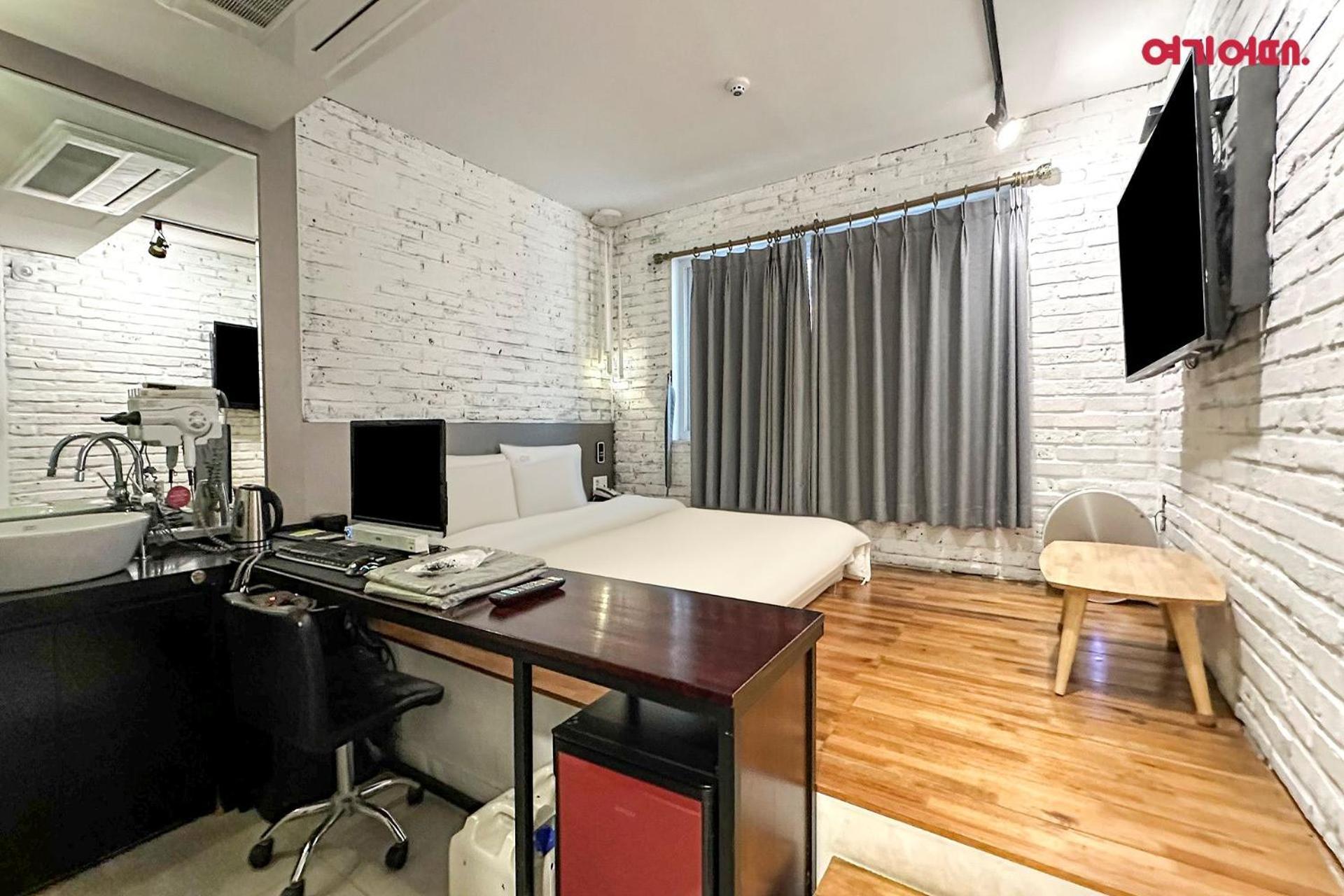 יונגין Hotel Yaja Terminal Branch מראה חיצוני תמונה